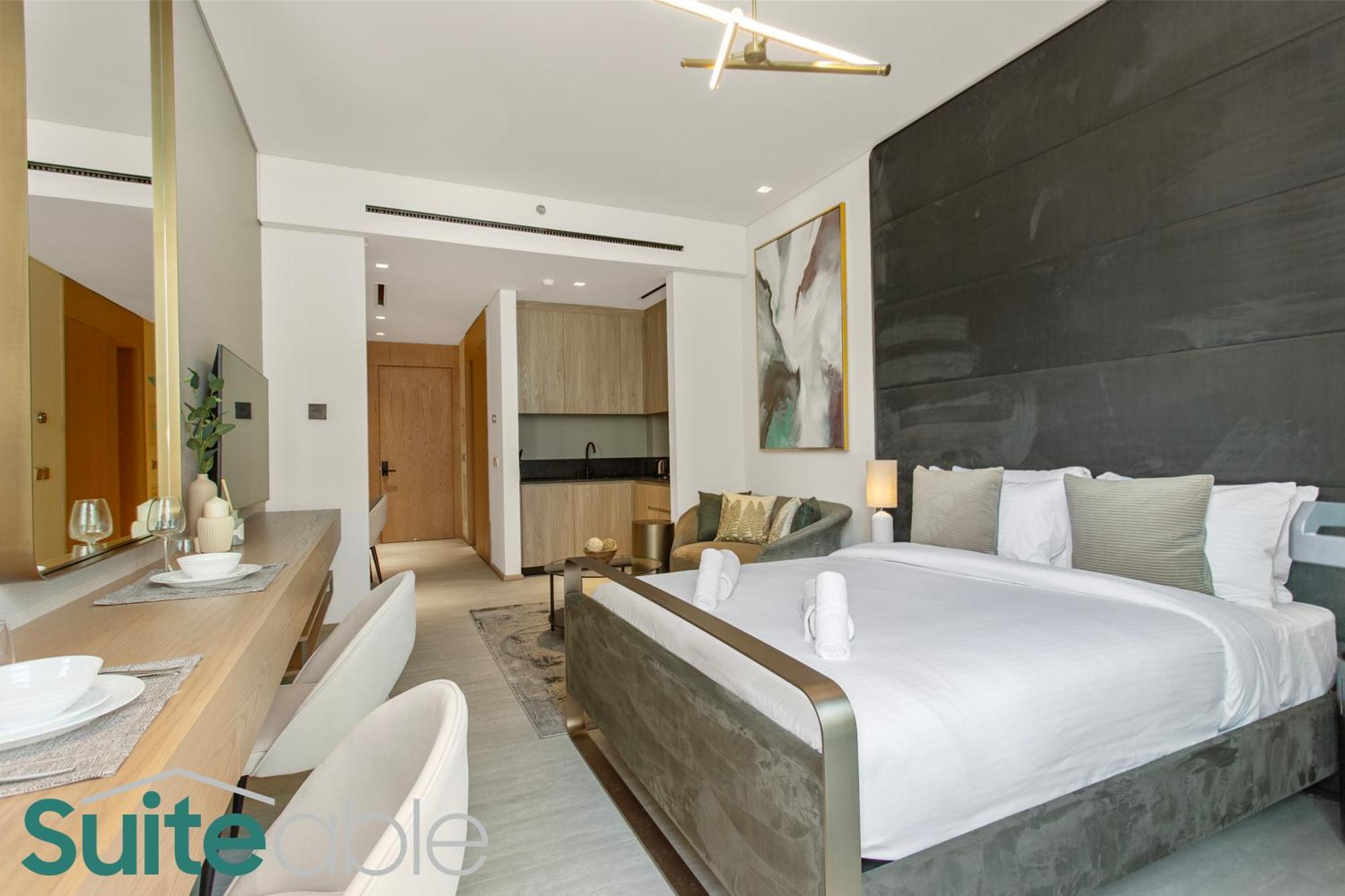Urban Retreat In The Autograph Jvc *
